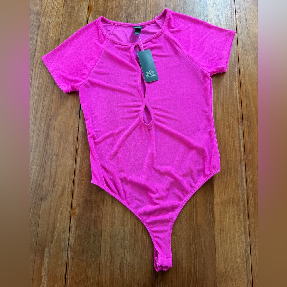 Wild Fable Women’s Medium Bodysuit
